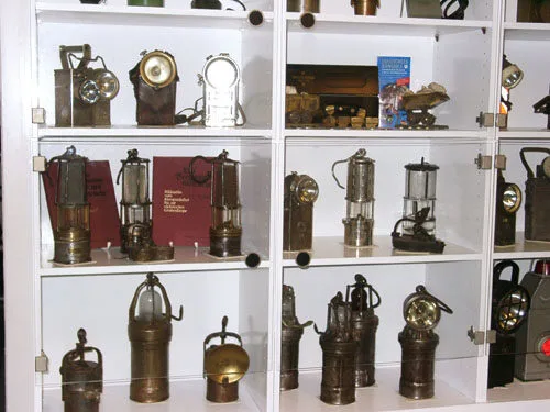 Mineralien Und Bergbaufreunde1