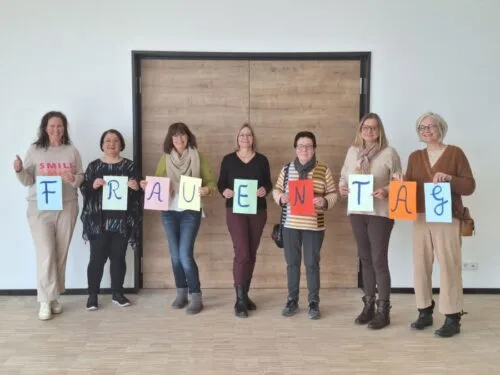 PM Internationaler Frauentag Klein