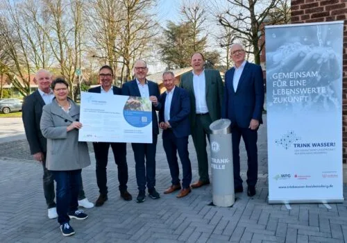 Trinkwasserspender Foto Romulus Timar