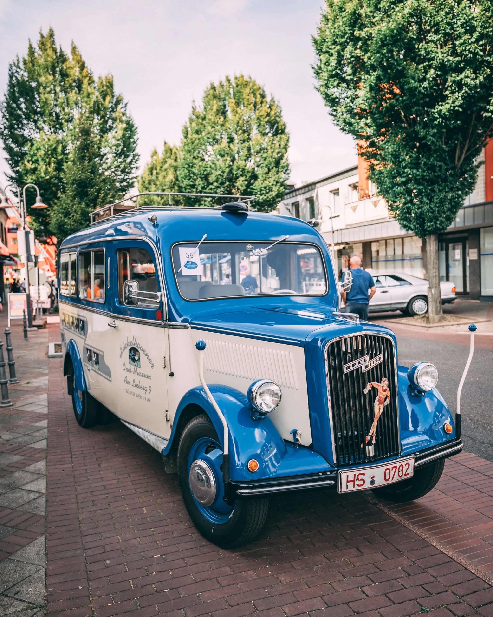 Auch hie wird Geschichte spürbar - beim jährlichen Oldtimertreffen auf der Parkhofstraße.