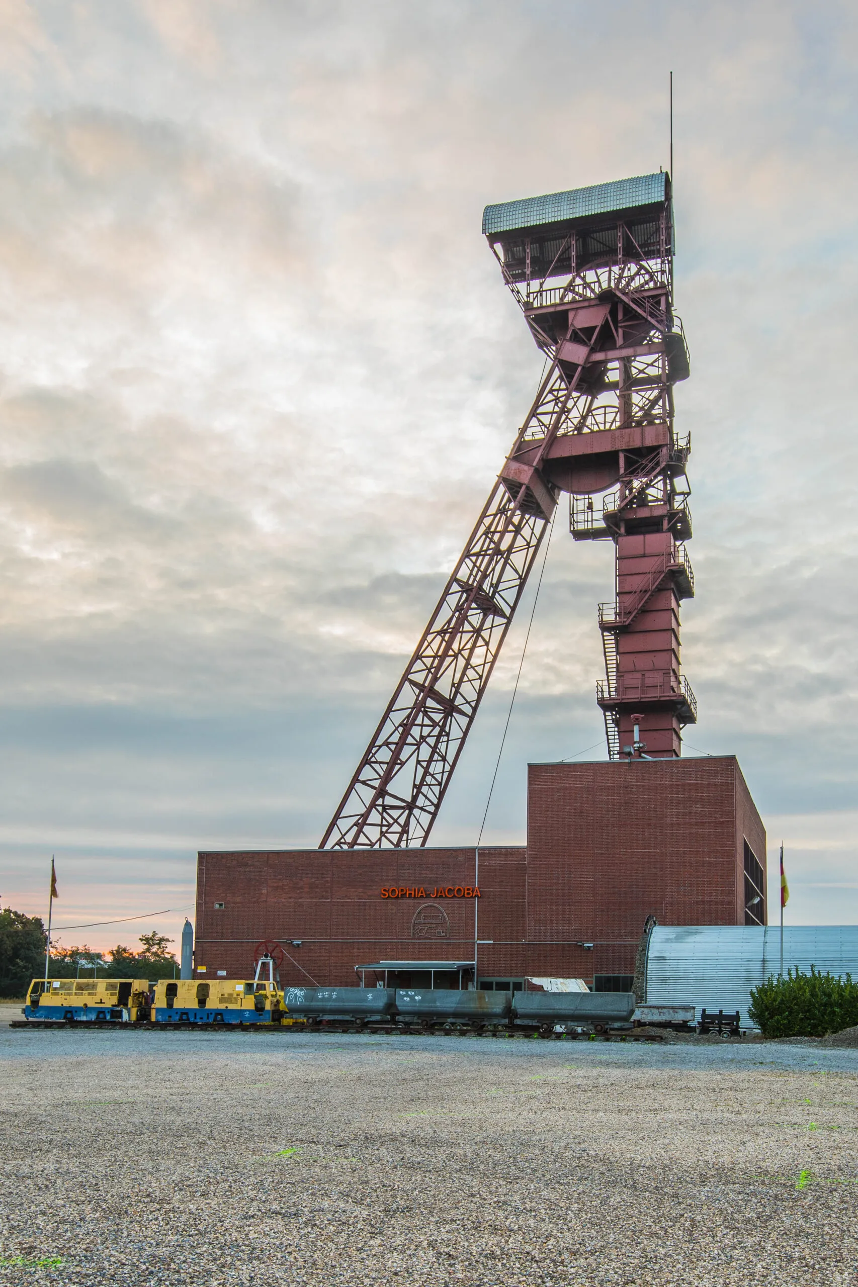 Ein Wahrzeichen für Vergangeheit und Zukunft – der Förderturm von Schacht 3.