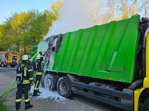 Müllwagen Feuer