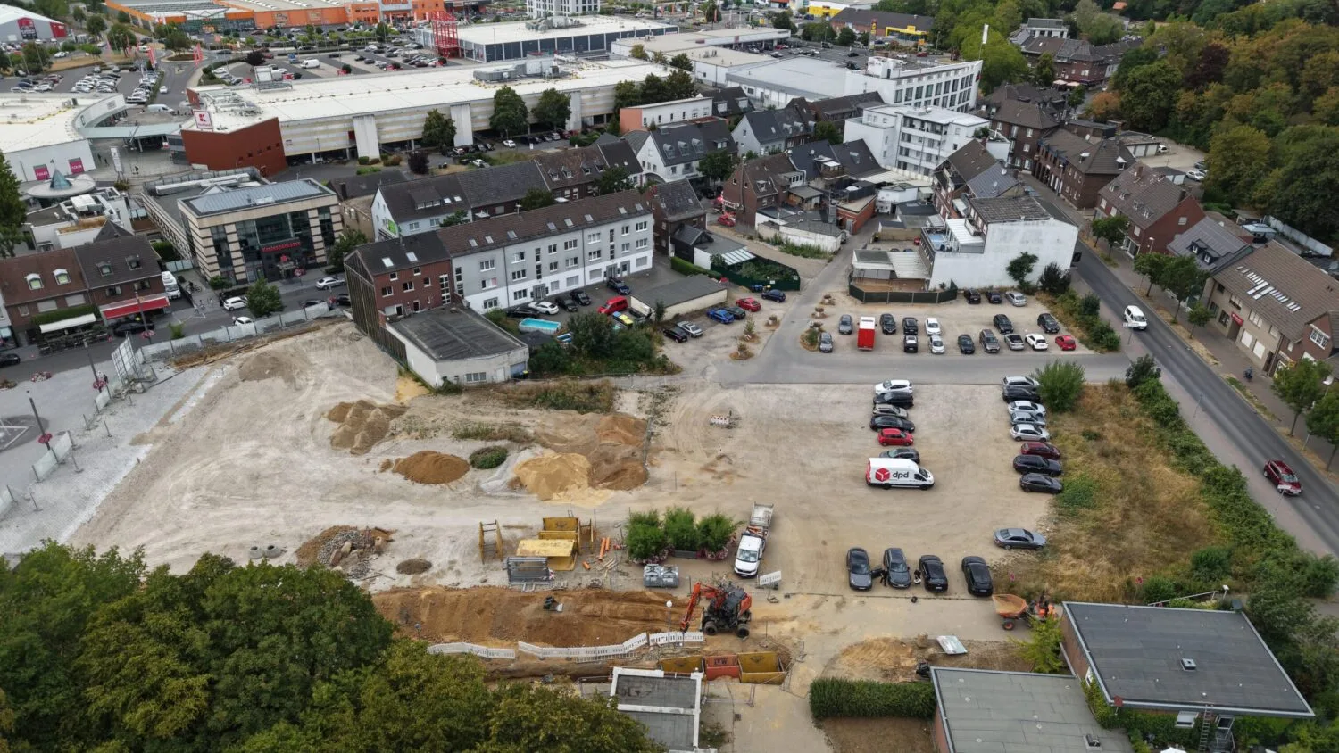 Der Schotterparkplatz an der Martin-Luther-Straße fällt ab dem 24. August weg